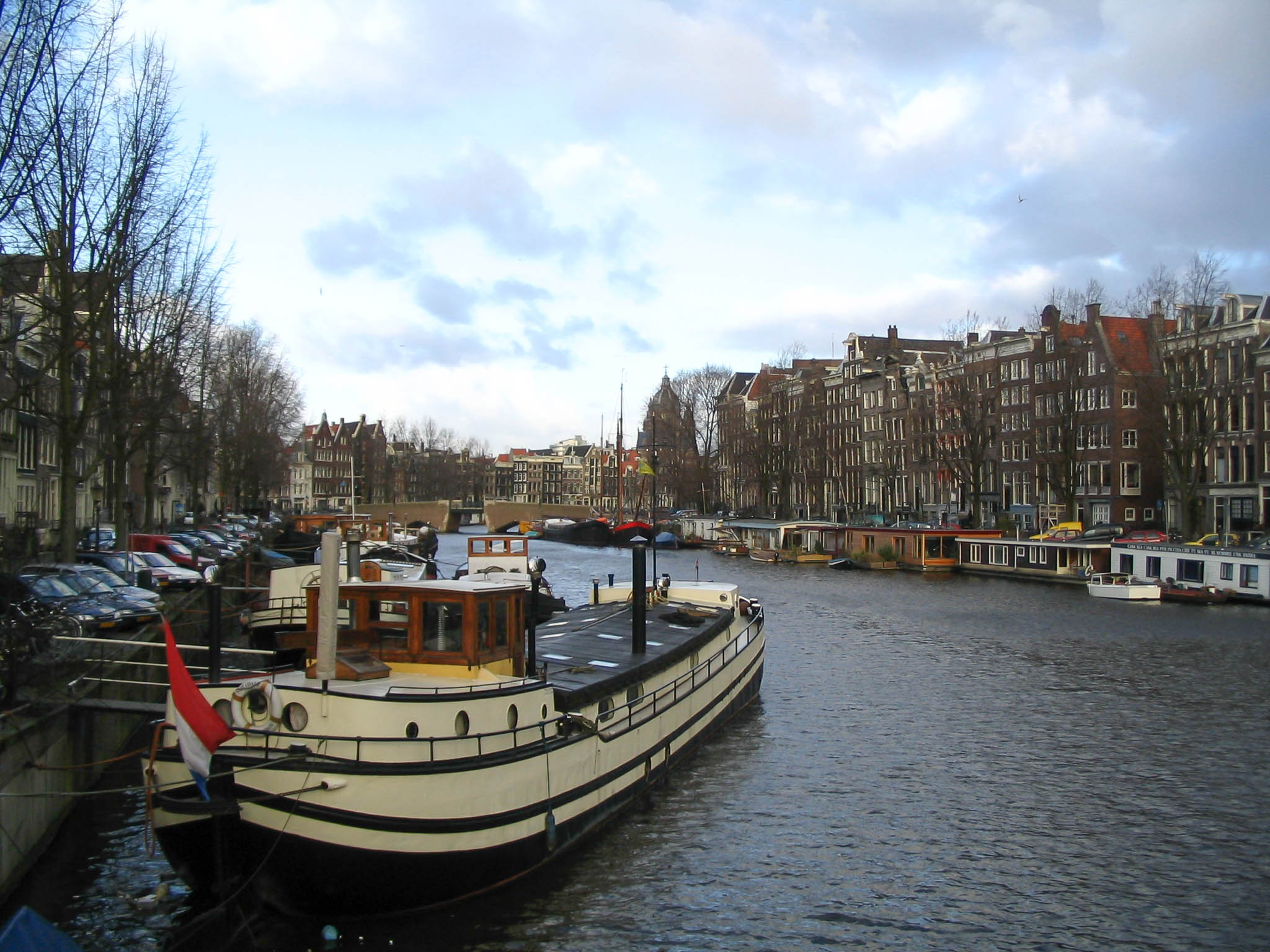 Amsterdam - 2005 01 - 115 - Canal